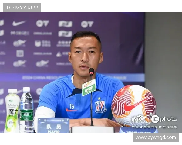 成都足球队在邀请赛积分榜上以63分稳居第一名展现强劲实力 成都足球队在邀请赛积分榜上以63分稳居第一名展现强劲实力