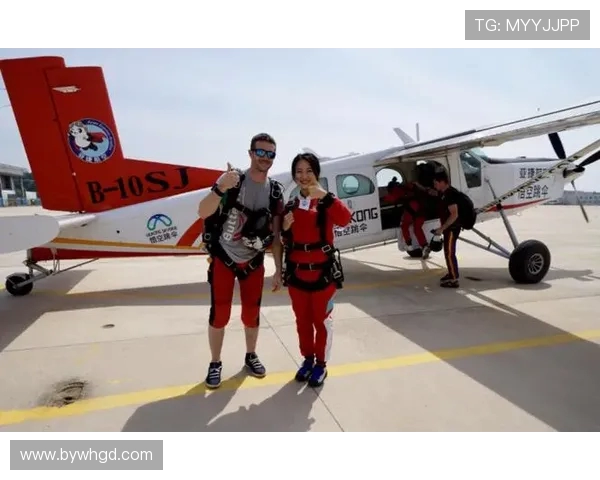 极限运动的魅力:深入了解杭州极限运动队的技术与训练秘诀 极限运动的魅力:深入了解杭州极限运动队的技术与训练秘诀