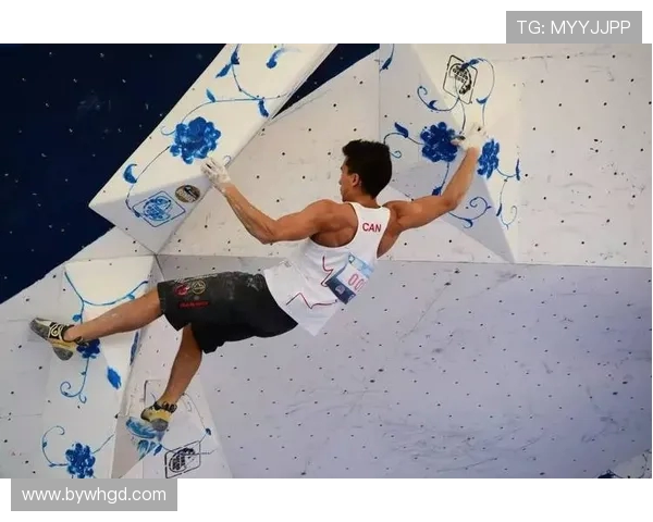 西安极限运动队勇闯攀岩联赛展现逆袭精神与团队力量