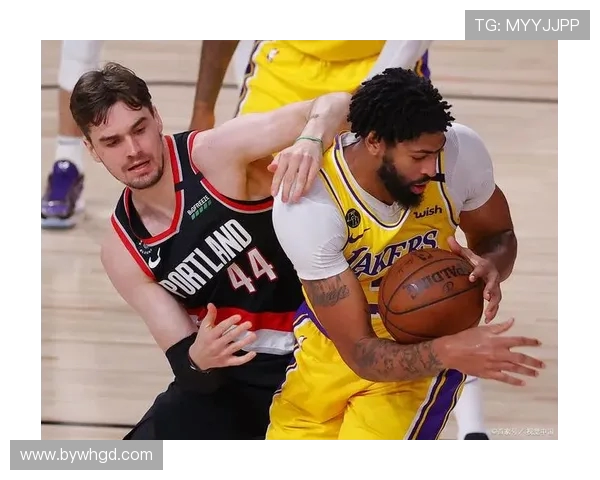 拉迪与赫尔辛基的激烈对决揭示足球战术与球队实力的较量